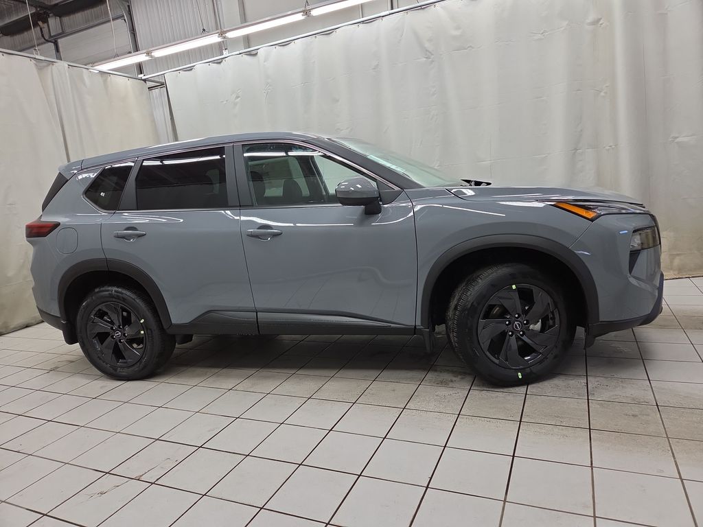 2026 Nissan Rogue SV AWD's photo