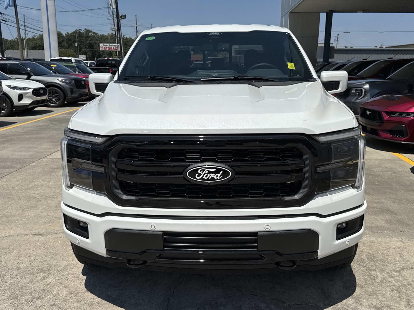 2025 Ford F-150 Lariat photo 2