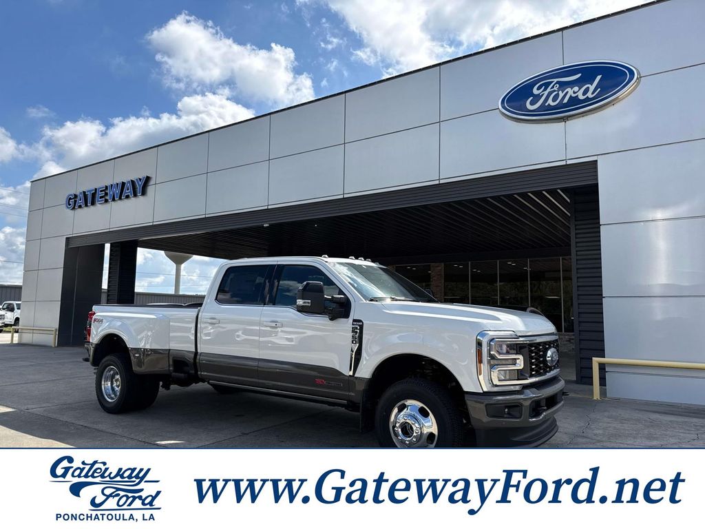 2026 Ford F-350 King Ranch 4x4 Crew Cab 8' Box DRW's photo