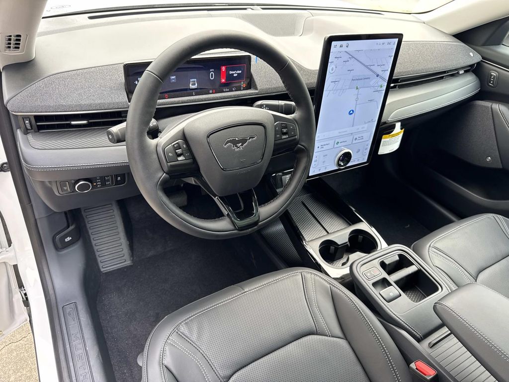 2026 Ford Mustang Mach-E Premium - Photo 6