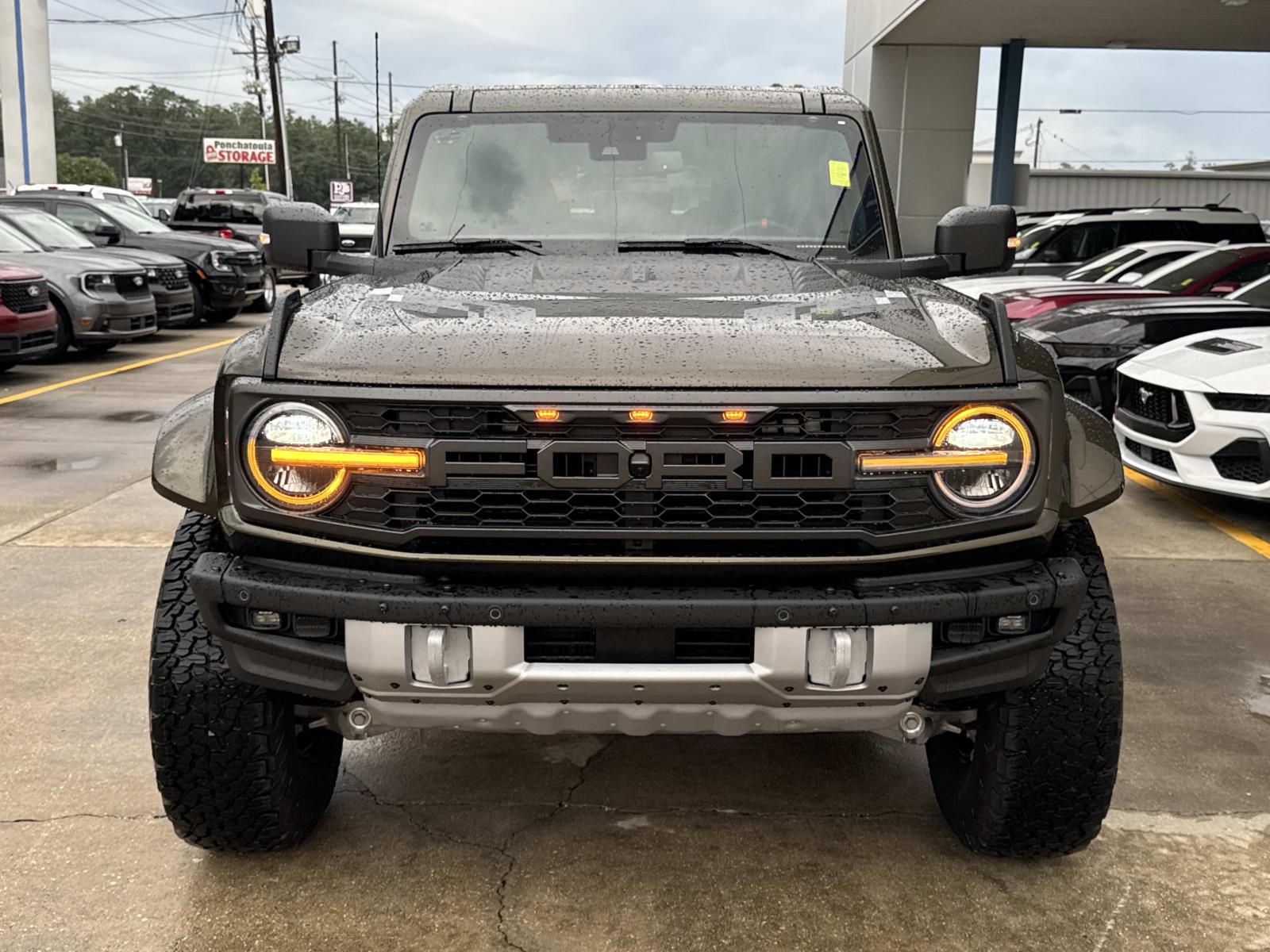 2025 Ford Bronco Raptor photo 2