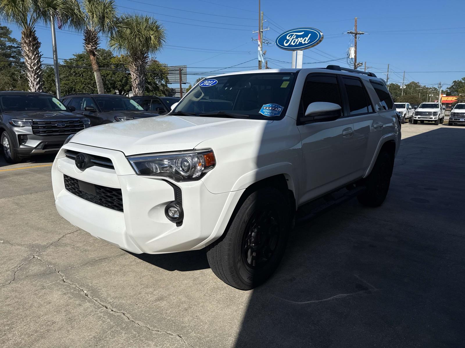 2021 Toyota 4Runner SR5 2WD photo 3