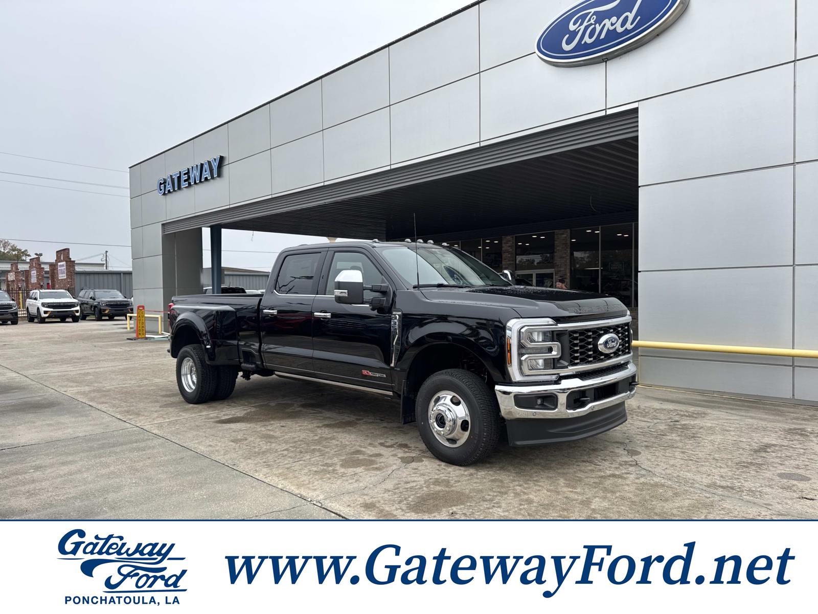 2026 Ford F-350 Super Duty King Ranch's photo