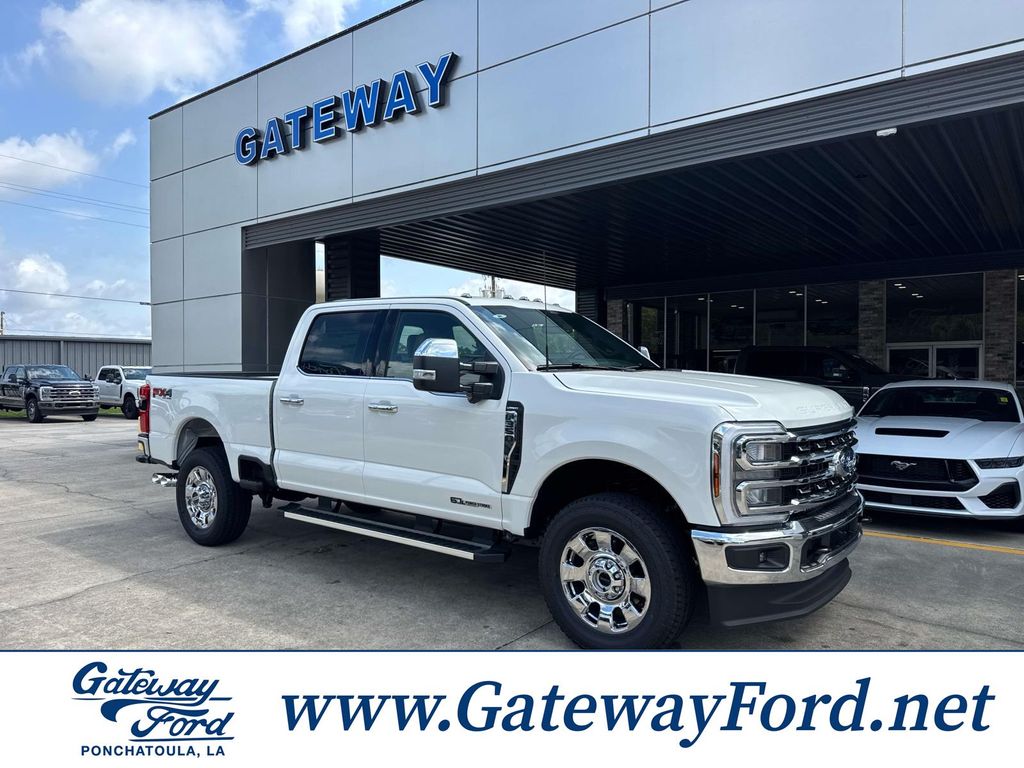 2026 Ford Super Duty F-350 Lariat