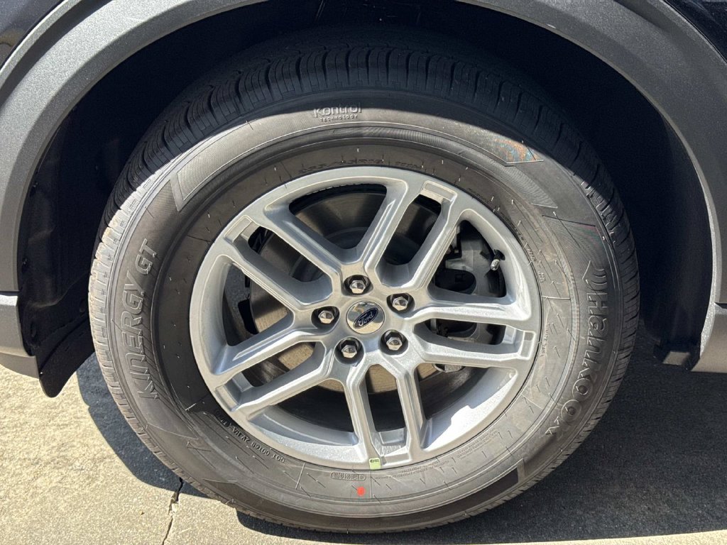 New 2027 Ford Explorer Active SUV