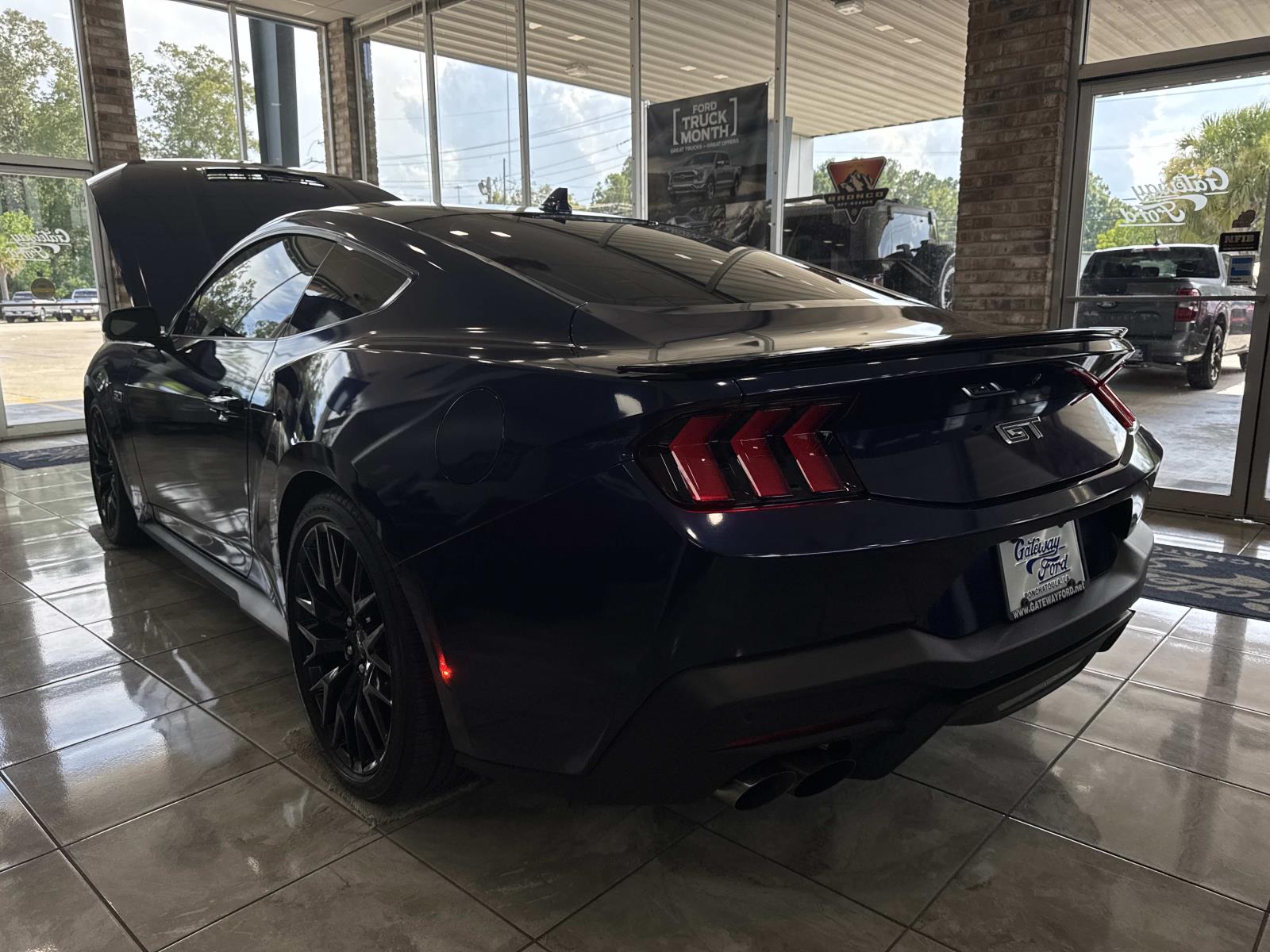 2025 Ford Mustang GT Premium photo 4
