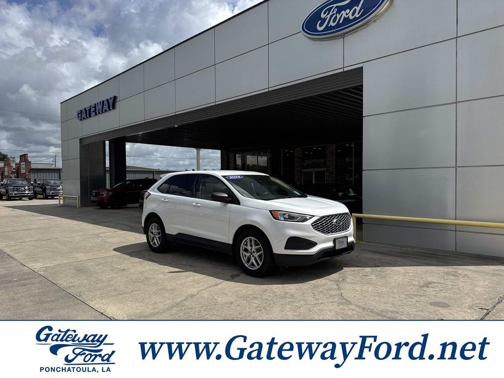 2024 Ford Edge SE