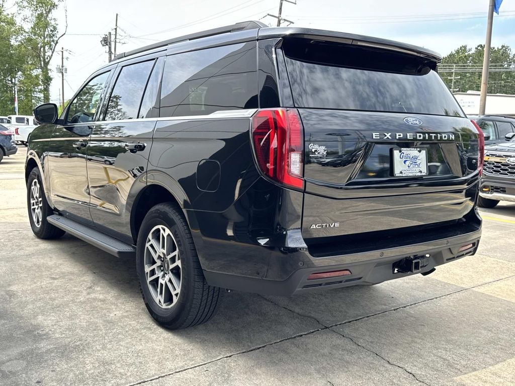 Used 2025 Ford Expedition Active SUV