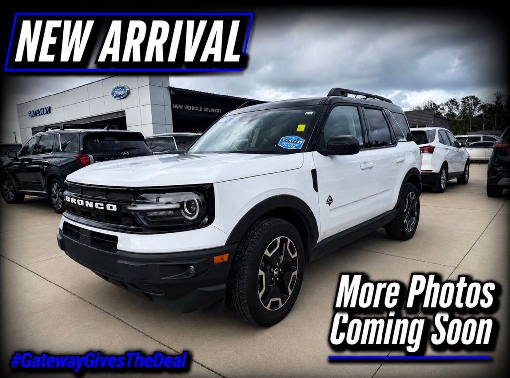 2022 Ford Bronco Sport Outer Banks 4X4's photo