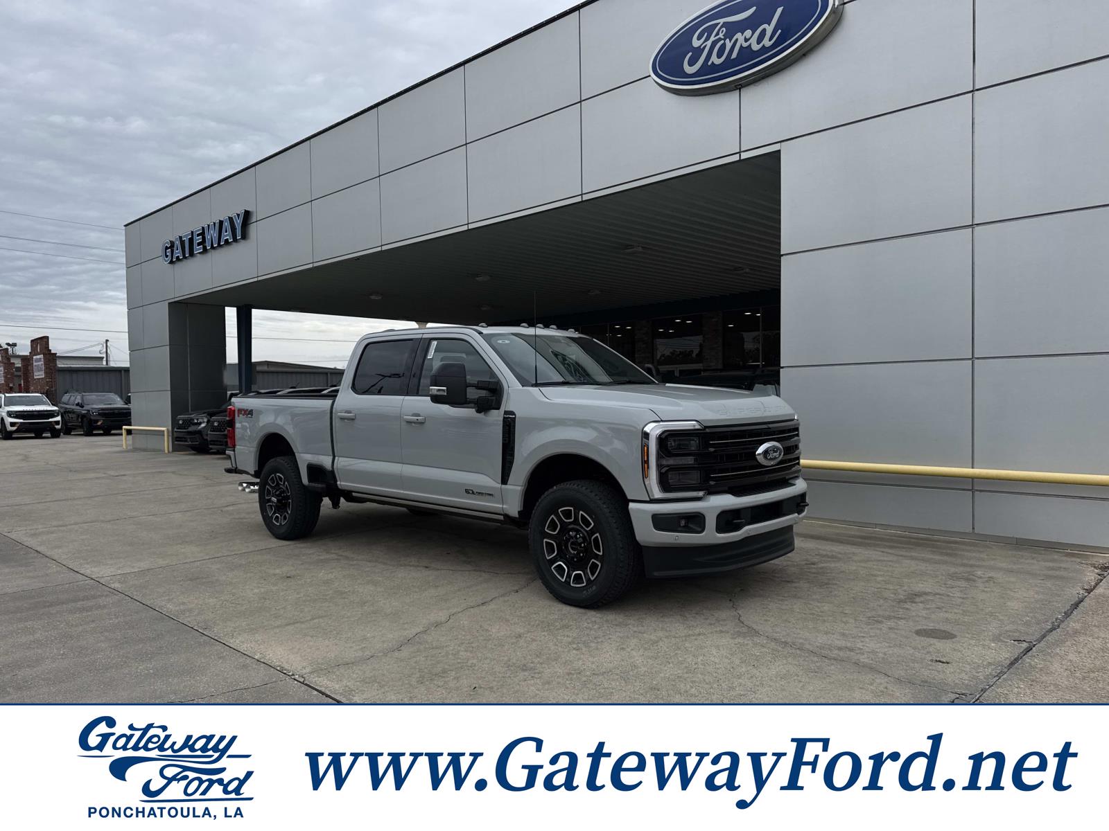 2026 Ford F-250 Super Duty Platinum's photo