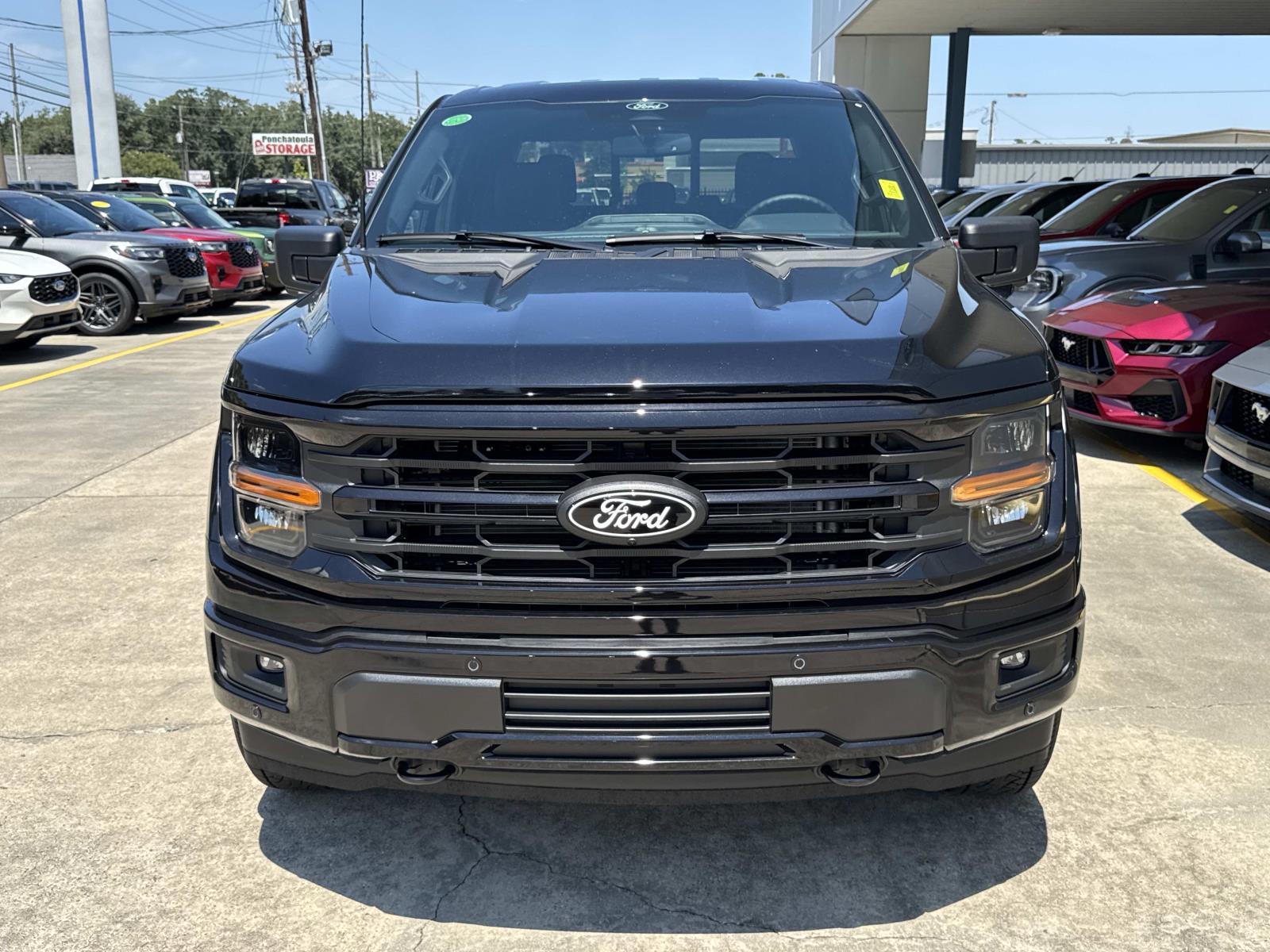 2025 Ford F-150 XLT photo 2