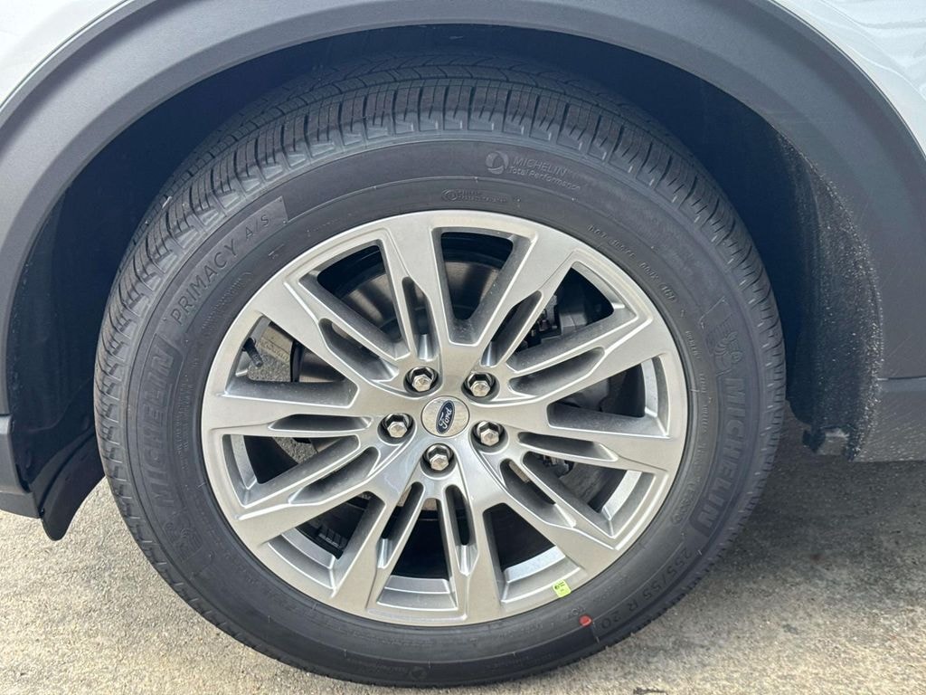 New 2026 Ford Explorer Platinum SUV