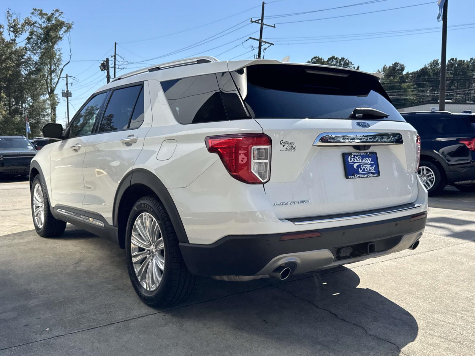 2022 Ford Explorer Limited photo 4