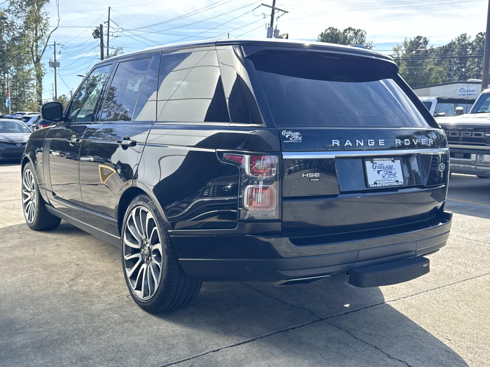 2020 Land Rover Range Rover HSE photo 3