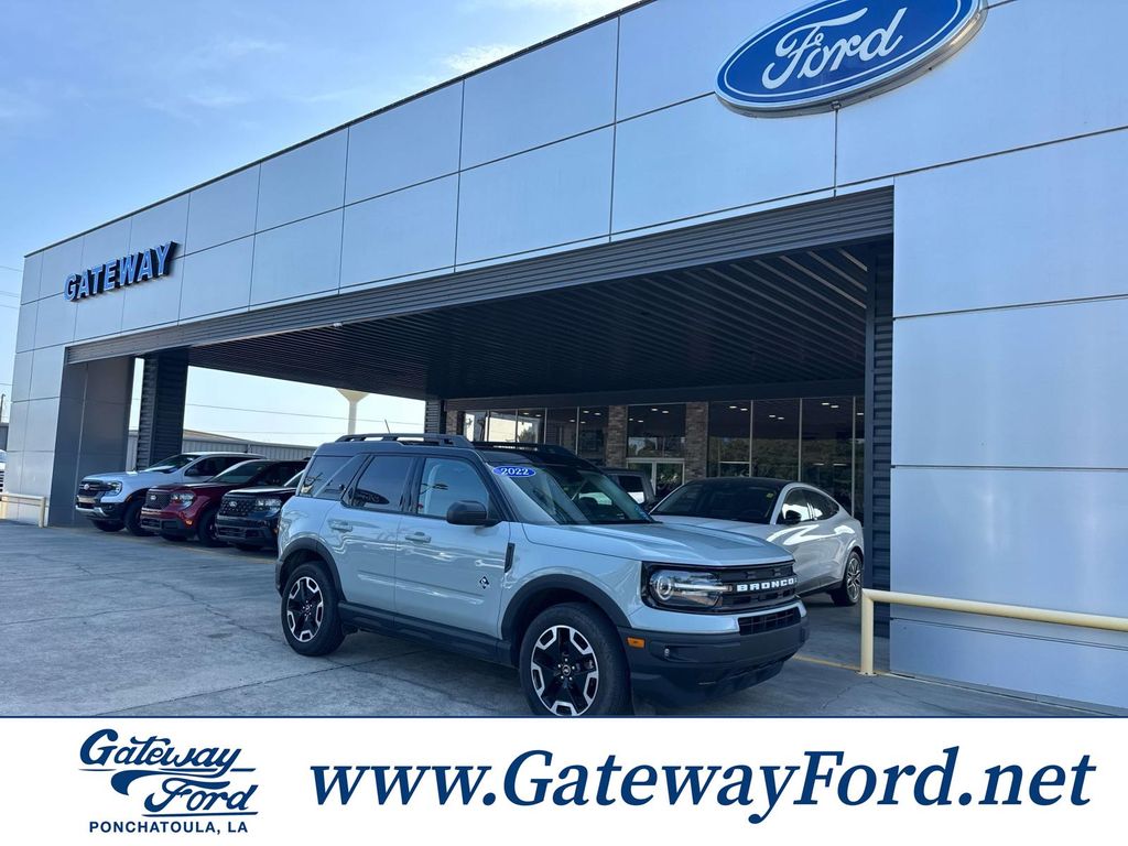 2022 Ford Bronco Sport Outer Banks 4X4's photo