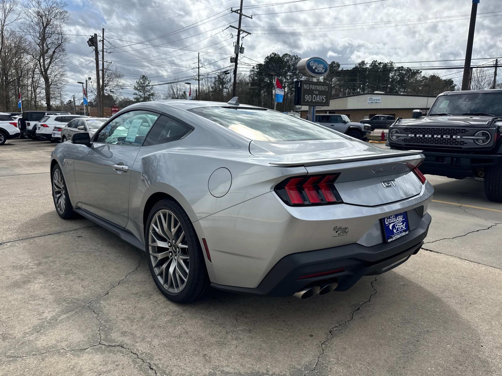 2025 Ford Mustang GT Premium photo 3