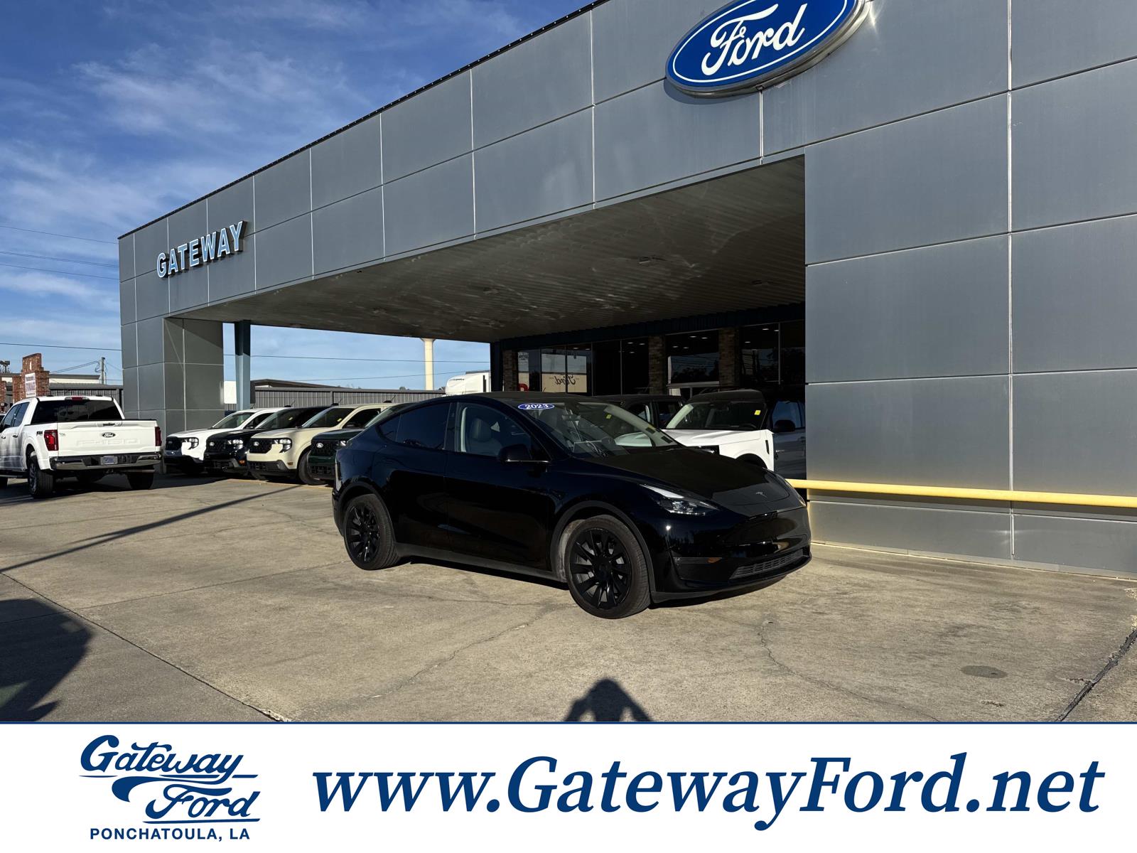 2023 Tesla Model Y Long Range's photo