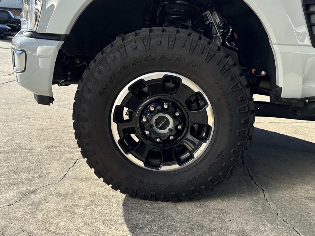 Used 2025 Ford Super Duty F-350 SRW Platinum 4WD Crew Cab 6.75 Box Crew Cab Pickup