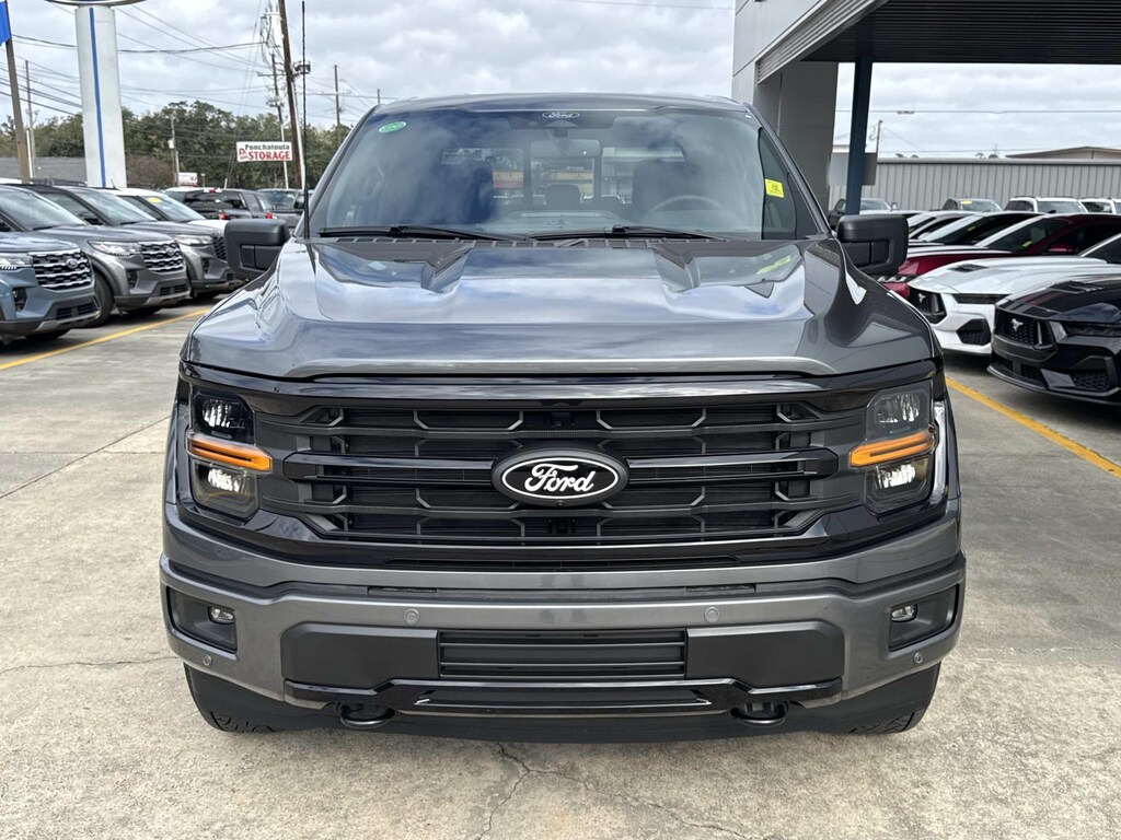 New 2025 Ford F-150 XLT Crew Cab Pickup