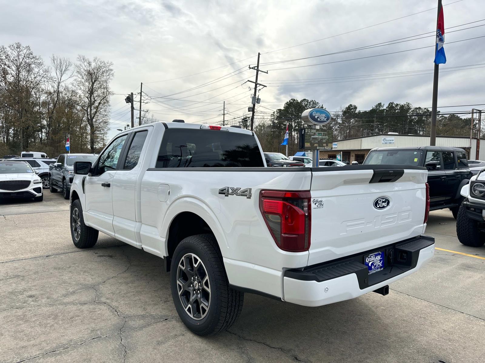 2025 Ford F-150 STX photo 3