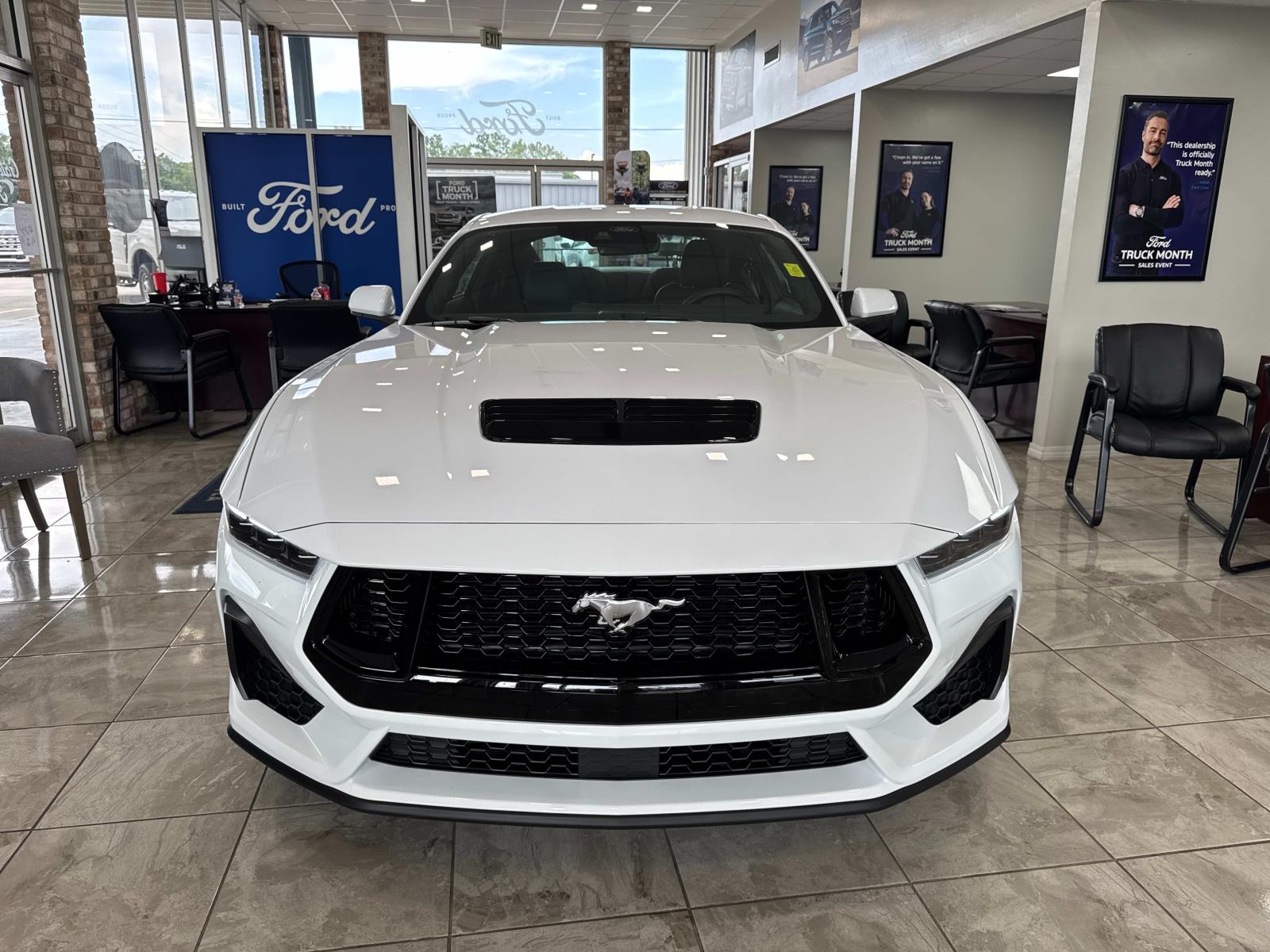 2025 Ford Mustang GT Premium photo 2