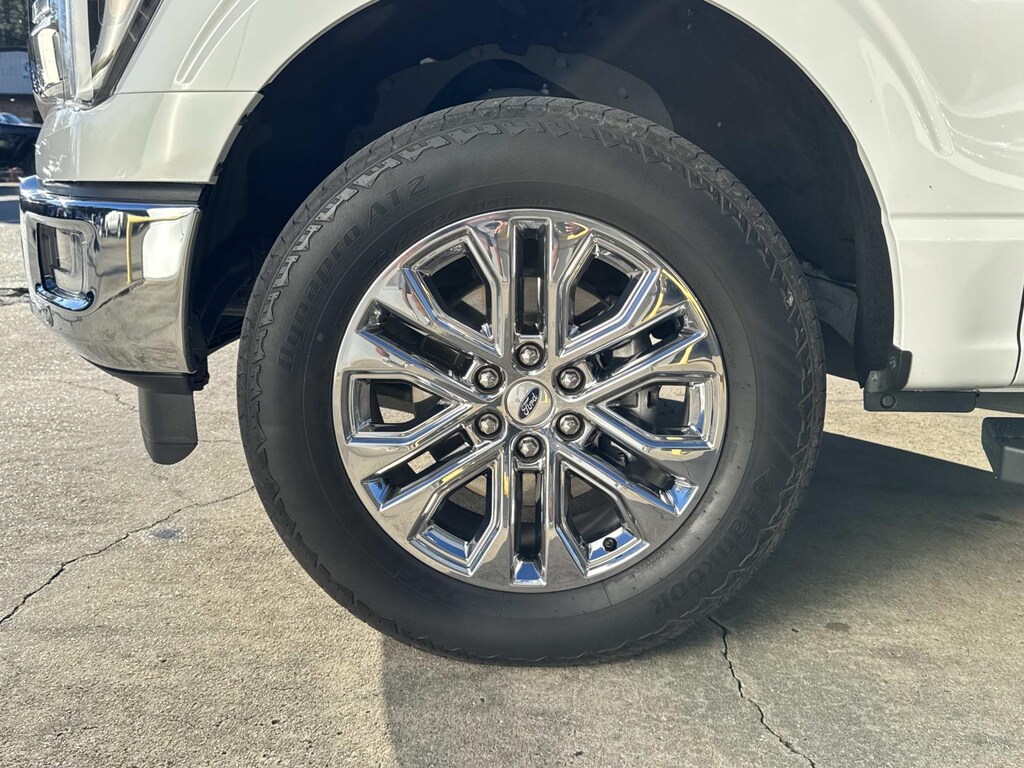 Used 2024 Ford F-150 LARIAT 4WD SuperCrew 5.5 Box Crew Cab Pickup