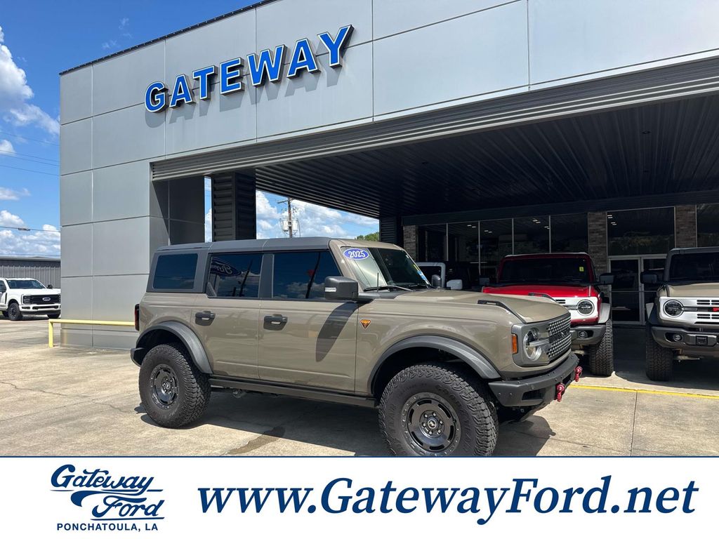 2025 Ford Bronco Badlands