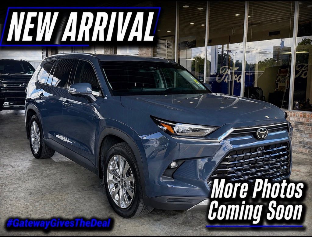 2024 Toyota Grand Highlander Platinum AWD's photo