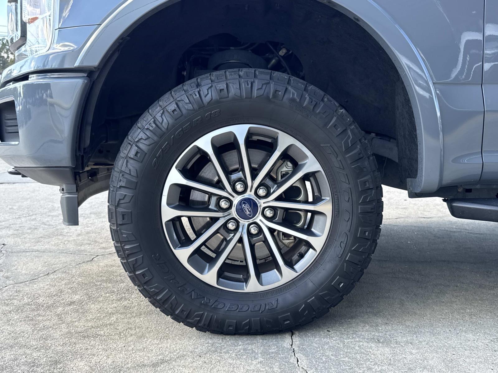 2020 Ford F-150 XLT photo 3