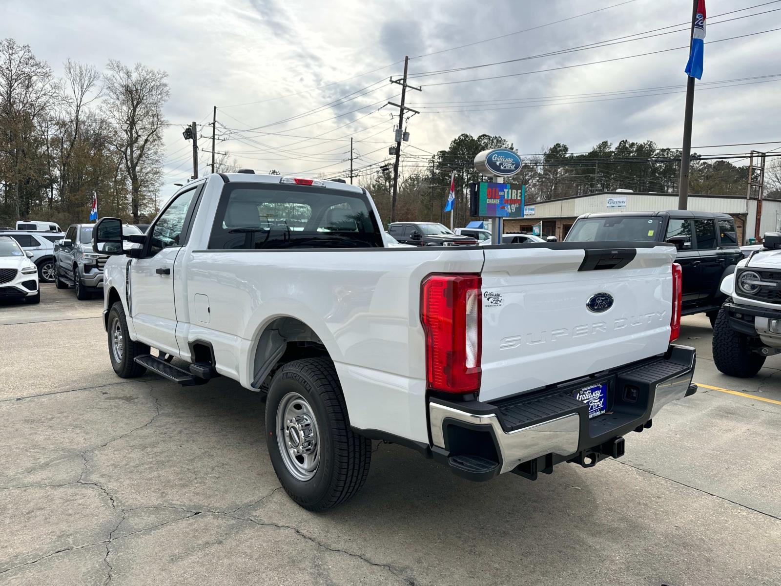 2025 Ford F-250 XL photo 3