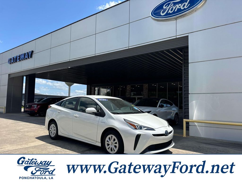 2020 Toyota Prius L Eco FWD's photo