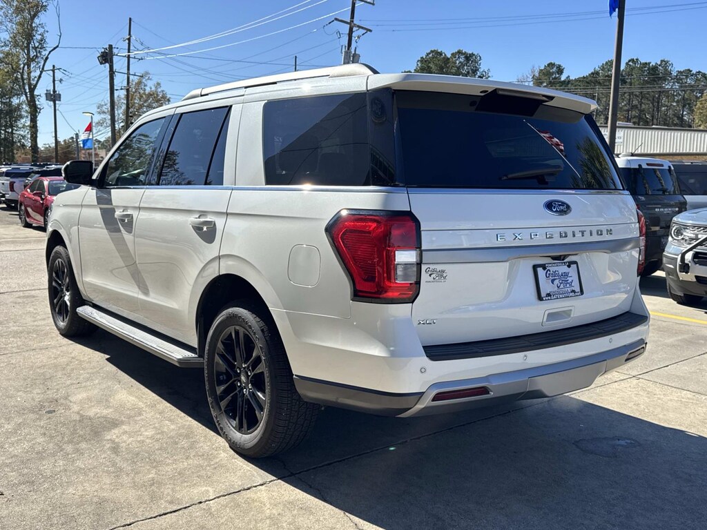 Used 2023 Ford Expedition XLT 4x2 Sport Utility