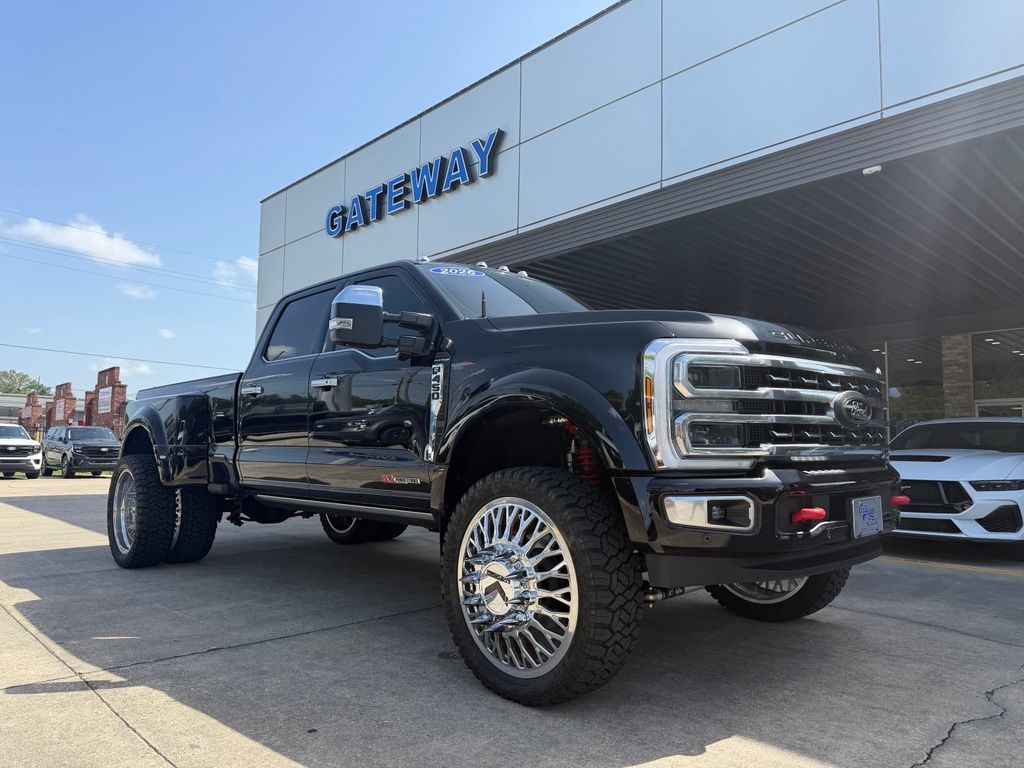 2026 Ford Super Duty F-450 Platinum