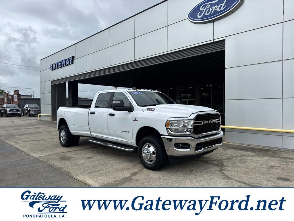 2024 RAM 3500 Big Horn 4X4 Crew Cab LWB's photo