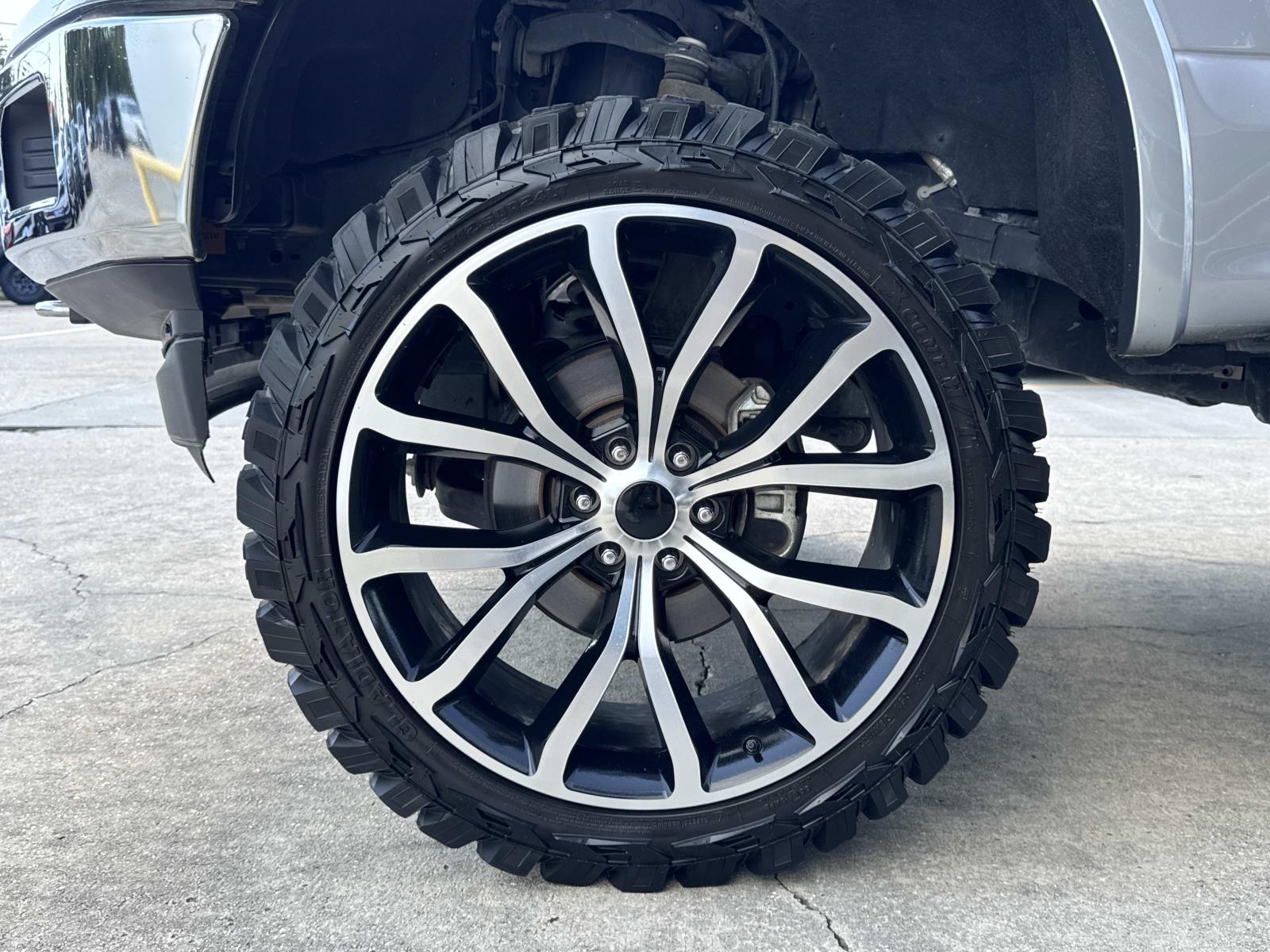 2020 Ford F-150 Lariat photo 3