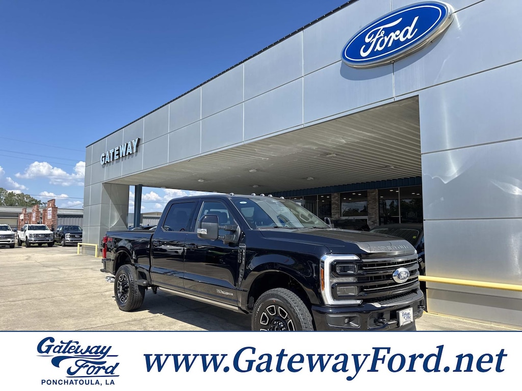 New 2026 Ford Super Duty F-250 SRW F-250 Platinum Crew Cab Pickup