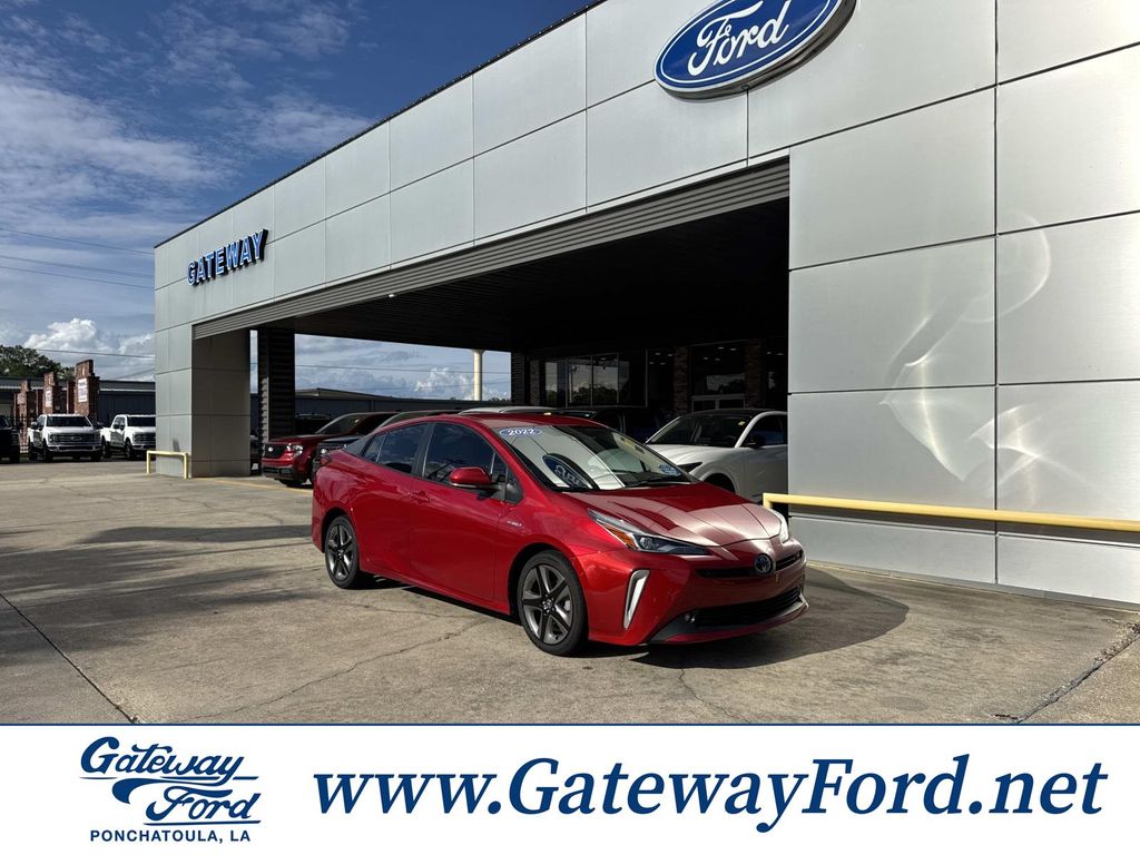 2022 Toyota Prius Limited FWD's photo