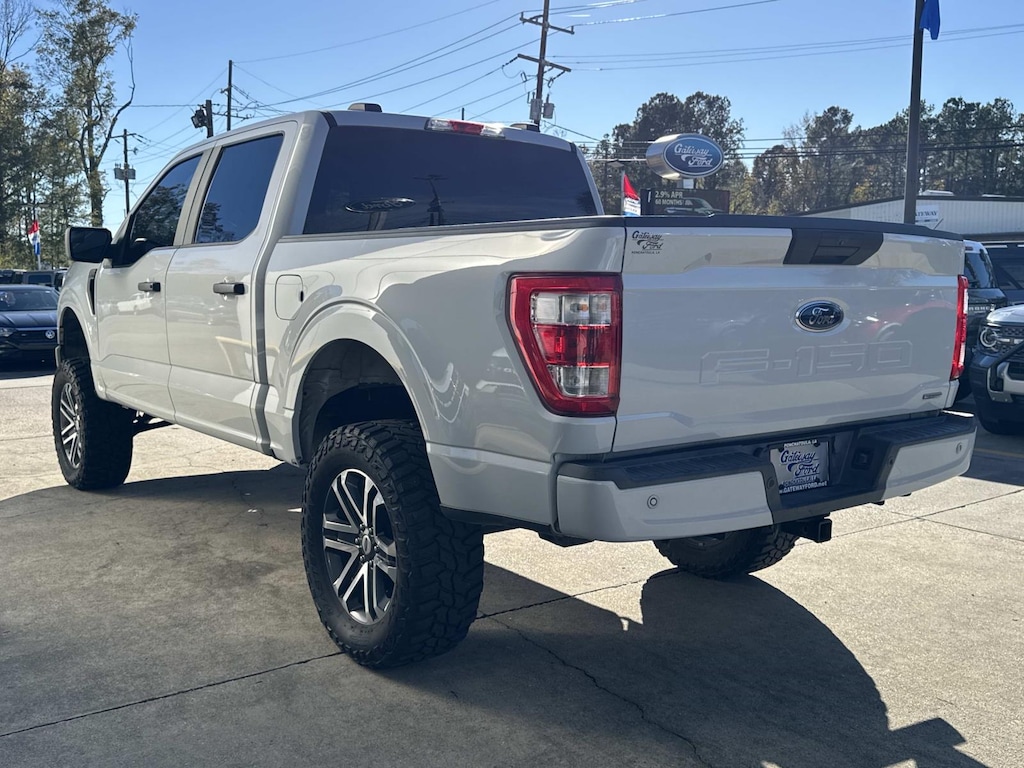 Used 2021 Ford F-150 XL 2WD SuperCrew 5.5 Box Crew Cab Pickup