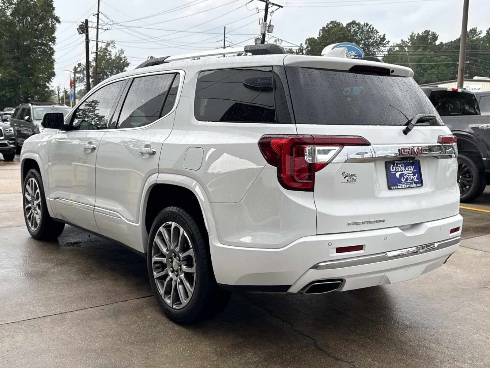 2023 Gmc Acadia Denali photo 4