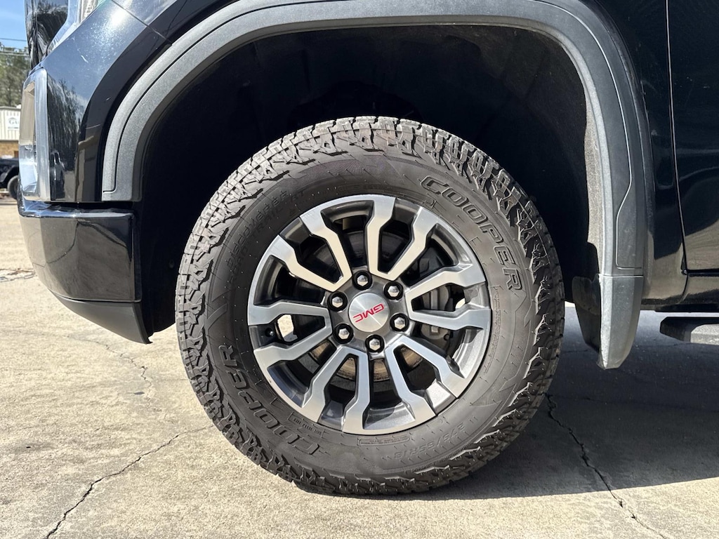 Used 2021 GMC Sierra 1500 4WD Crew Cab 147 AT4 Crew Cab Pickup