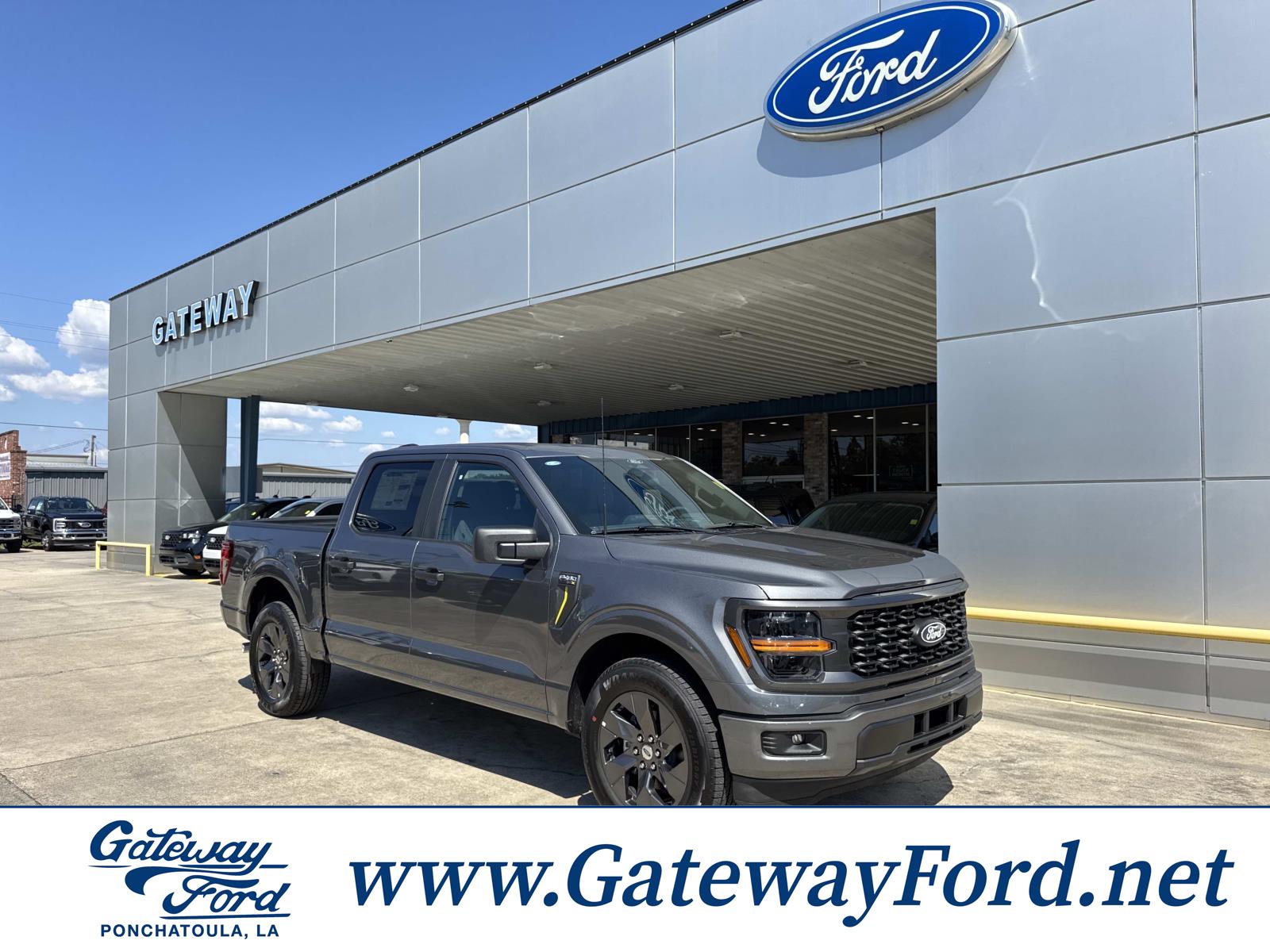 2025 Ford F-150 STX's photo
