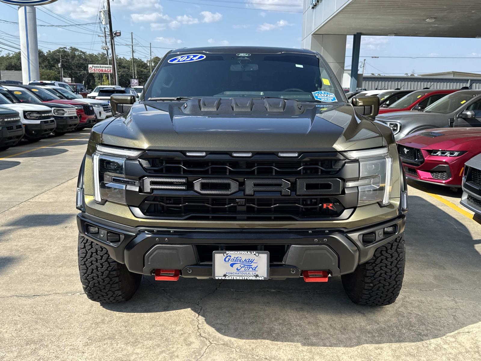 2024 Ford F-150 Raptor photo 2