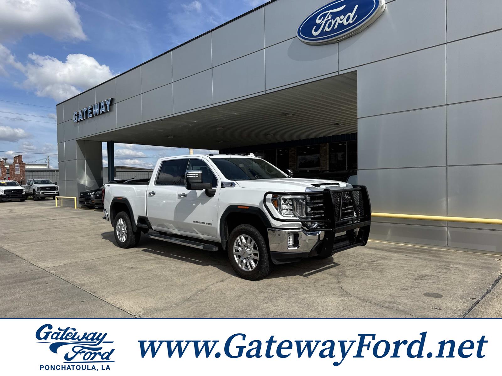 2023 GMC Sierra 2500HD SLT's photo