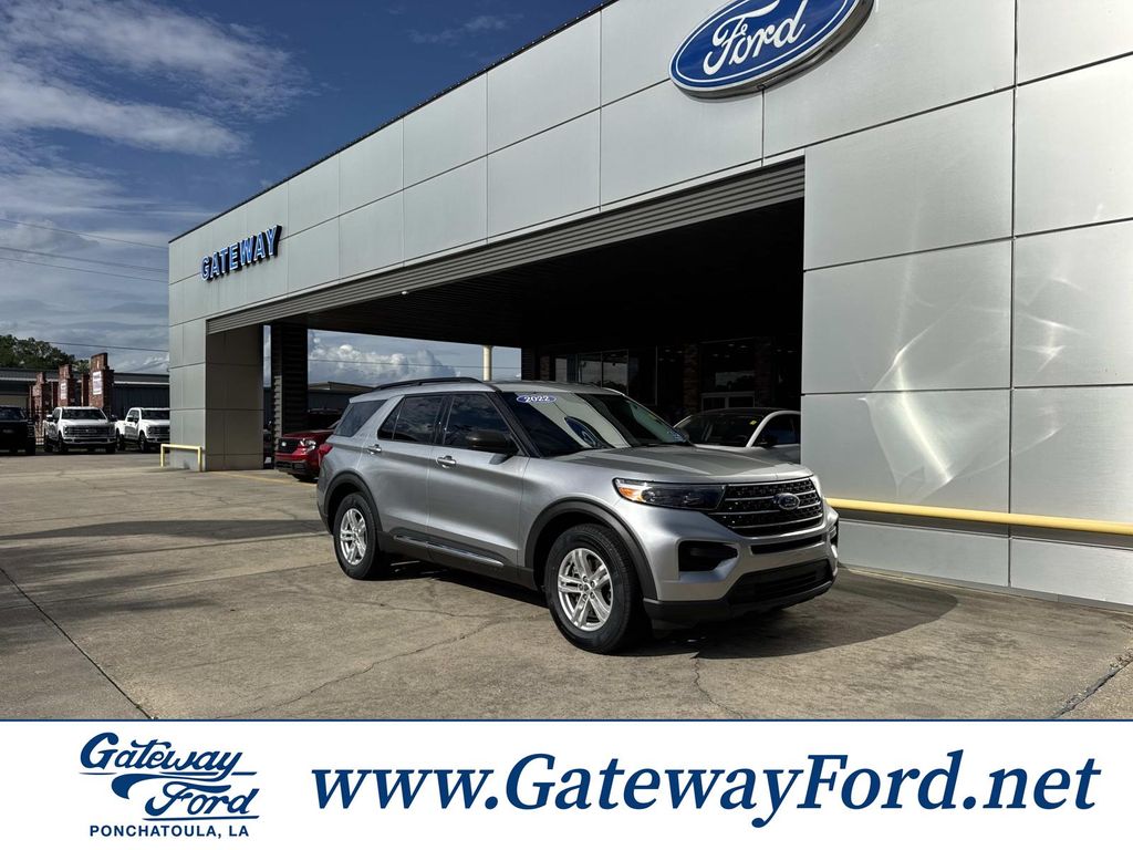 2022 Ford Explorer XLT RWD's photo