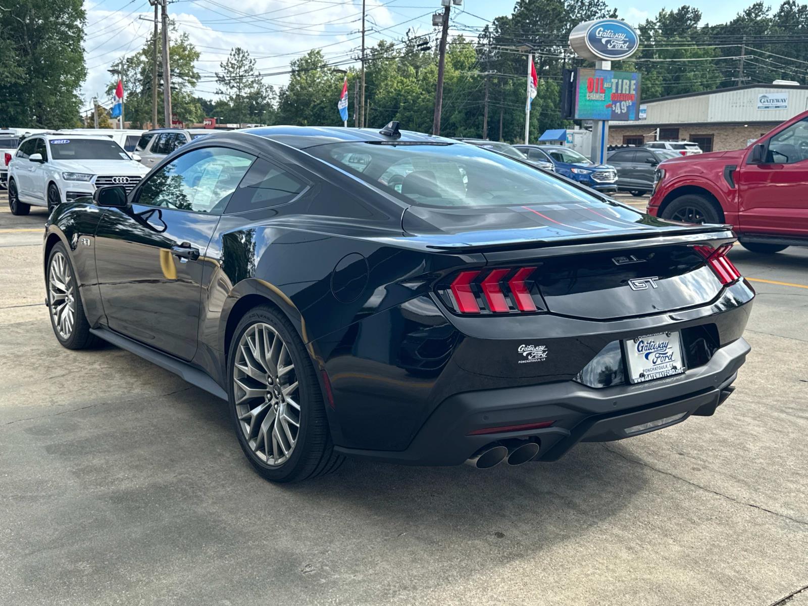 2025 Ford Mustang GT Premium photo 3