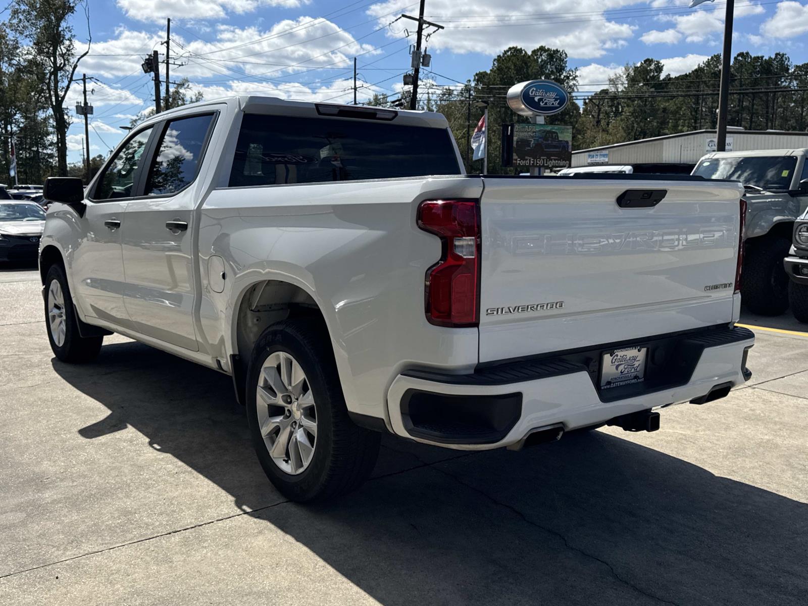 2021 Chevrolet Silverado 1500 Custom photo 4