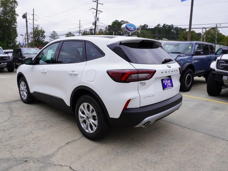 2025 Ford Escape Active photo 3