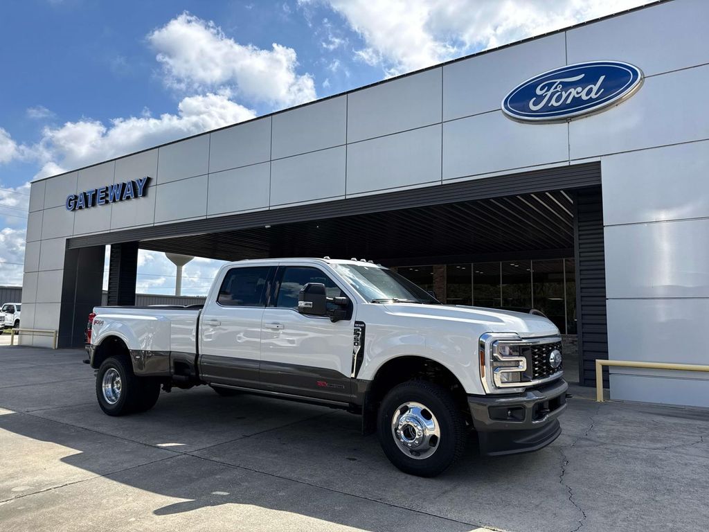 2026 Ford F-350 King Ranch 4x4 Crew Cab 8' Box DRW's photo
