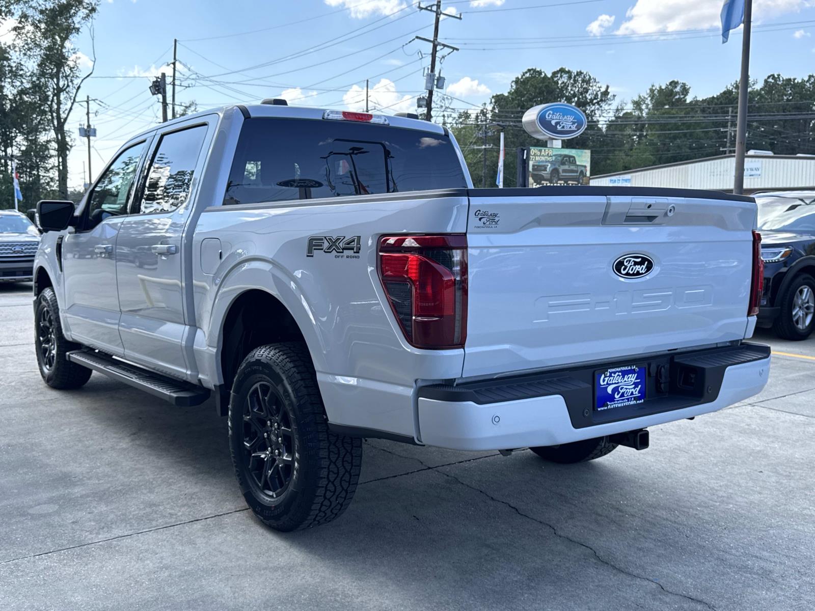 2025 Ford F-150 XLT photo 3