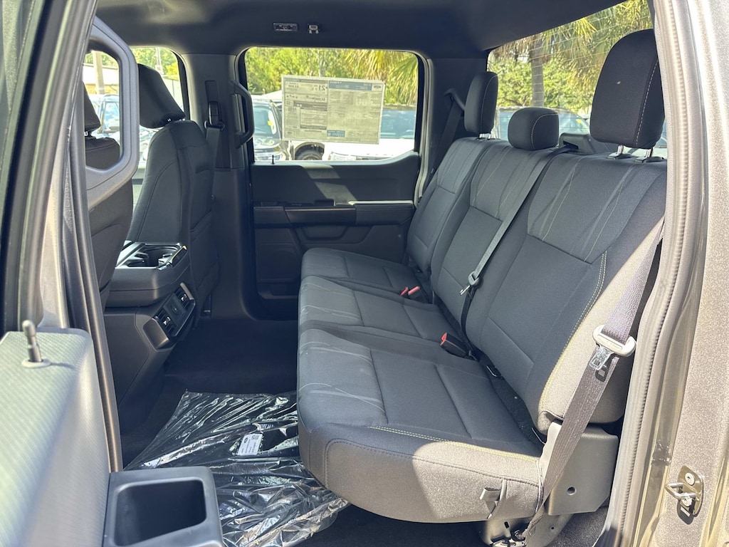 New 2025 Ford F-150 STX Crew Cab Pickup